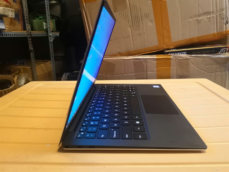 laptop Dell xps 9380/i7-8565/16g/nvme 512g/lcd 13.3in fhd