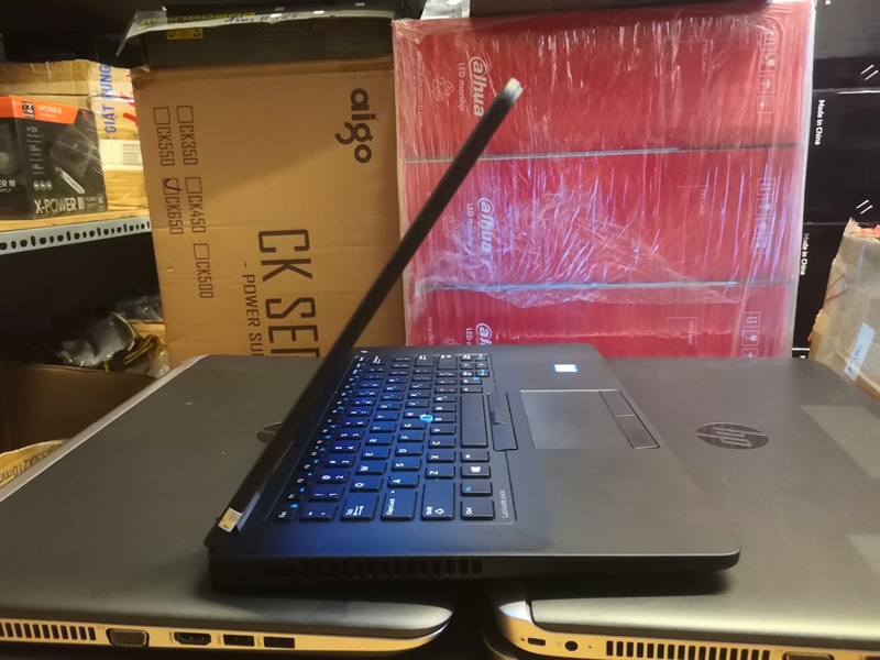 Laptop Dell Latitude 5470 i5 6600U, Ram 8G, SSD 256GB, Vga R7 360
