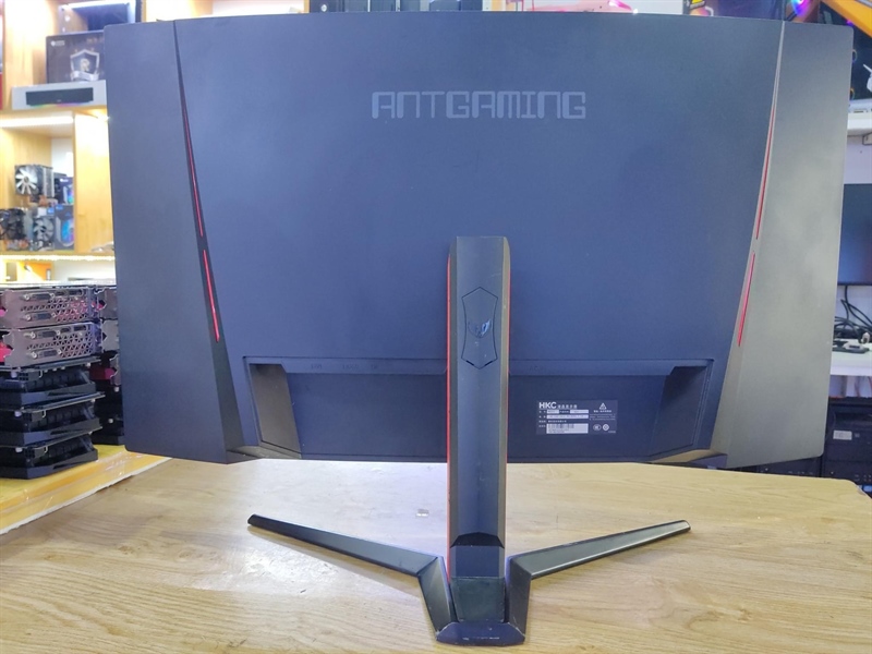 Màn hình cong 32 inch Gaming FullHD HKC NB3202 32" VA 144Hz
