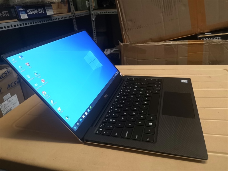 laptop Dell xps 9380/i7-8565/16g/nvme 512g/lcd 13.3in fhd