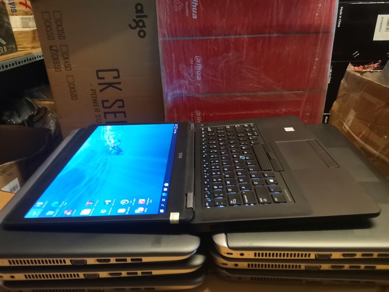 Laptop Dell Latitude 5470 i5 6600U, Ram 8G, SSD 256GB, Vga R7 360