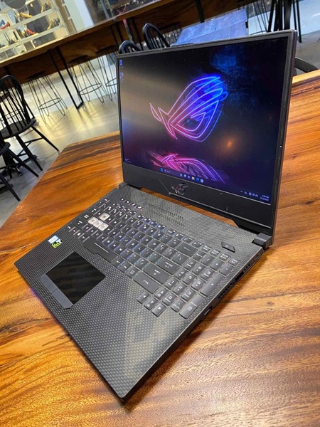Asus Rog Strix G3 M core i7 9750H 16Gb SSD 512, RTX1660Ti 6GB